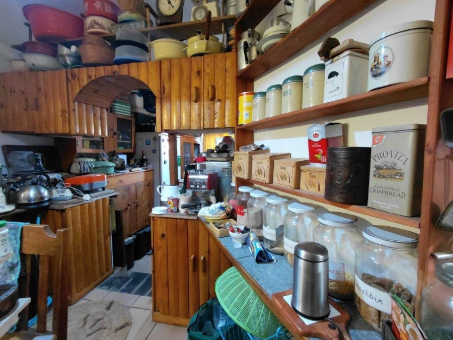 7 Bedroom Property for Sale in Gordons Bay Central Western Cape